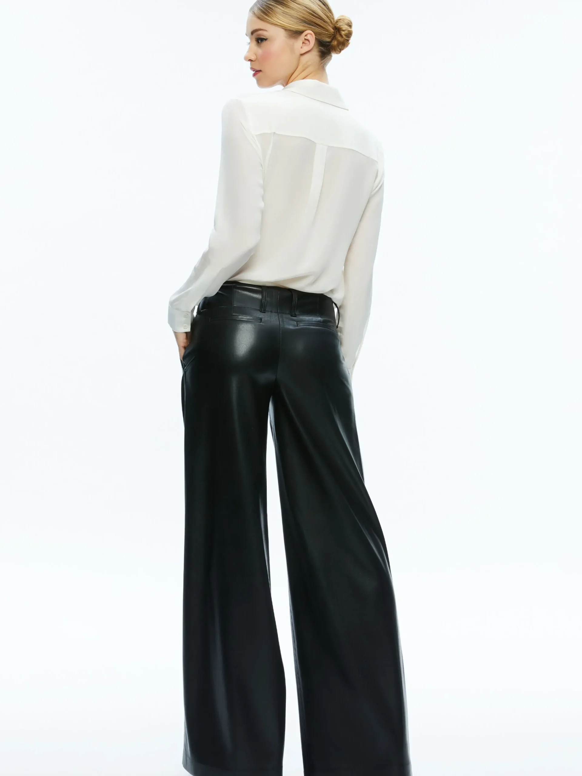 Alice and Olivia ANDERS VEGAN LEATHER LOW RISE PANT *FEATURED SHOPS | FEATURED SHOPS | CLOTHING