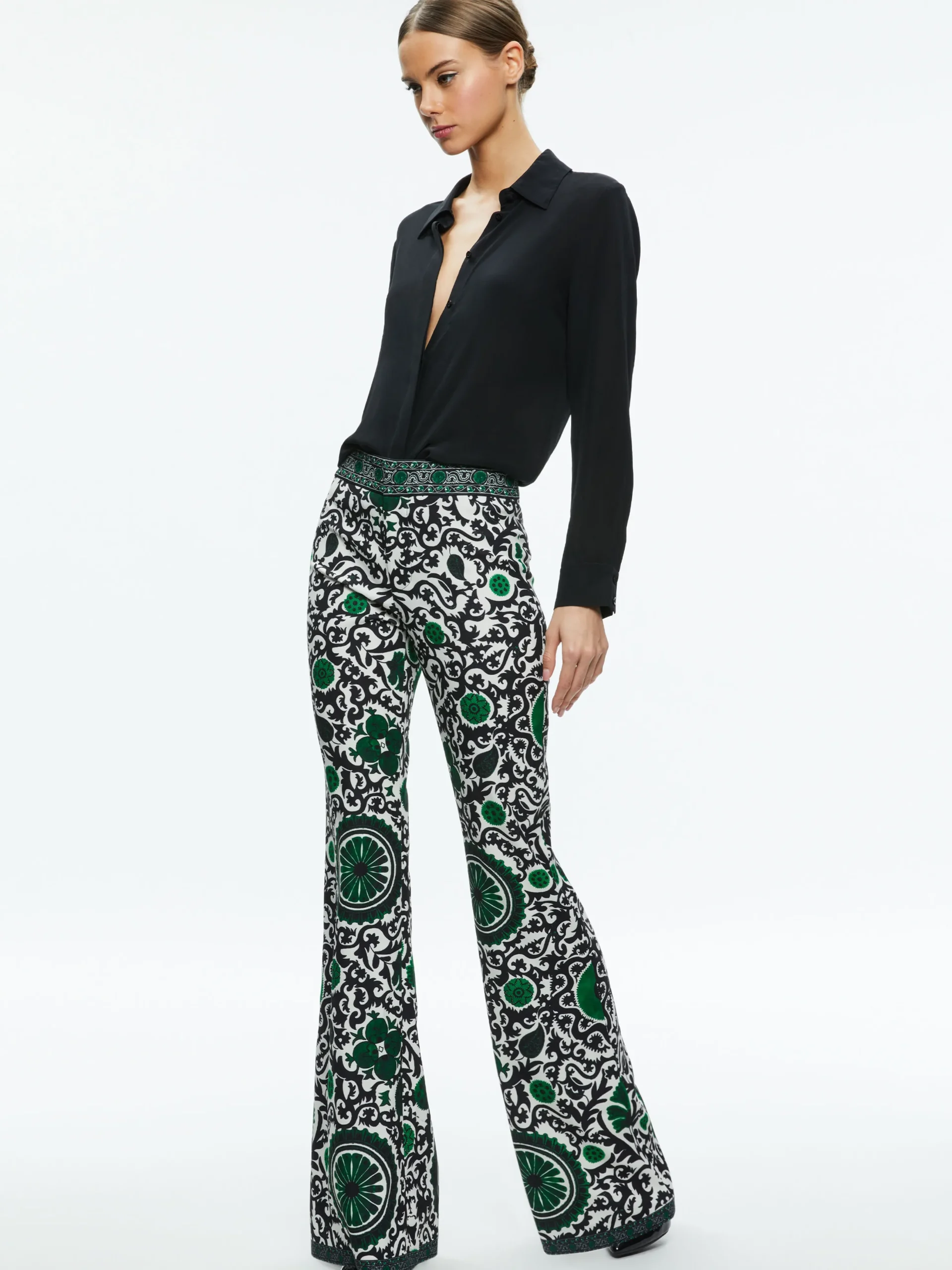 Alice and Olivia ANDREW HIGH WAISTED BOOTCUT SLIM PANT MONARCH LIGHT EMERALD SMALL*FEATURED SHOPS | CLOTHING