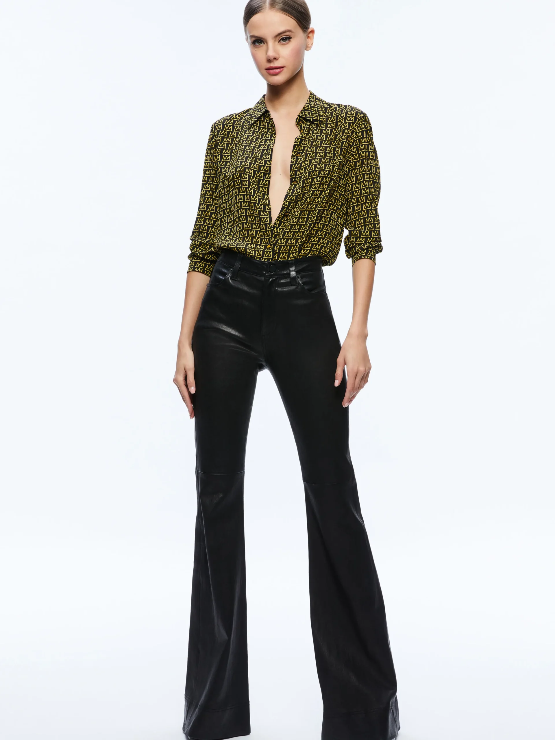 Alice and Olivia A+O X BASQUIAT WILLA PLACKET TOP KING PLEASURE*CLOTHING