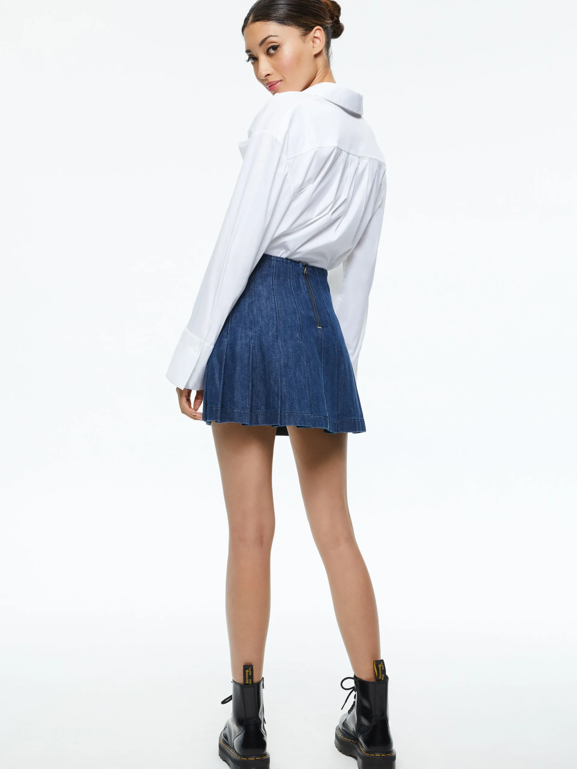 Alice and Olivia CARTER PLEATED DENIM MINI SKIRT *FEATURED SHOPS | CLOTHING