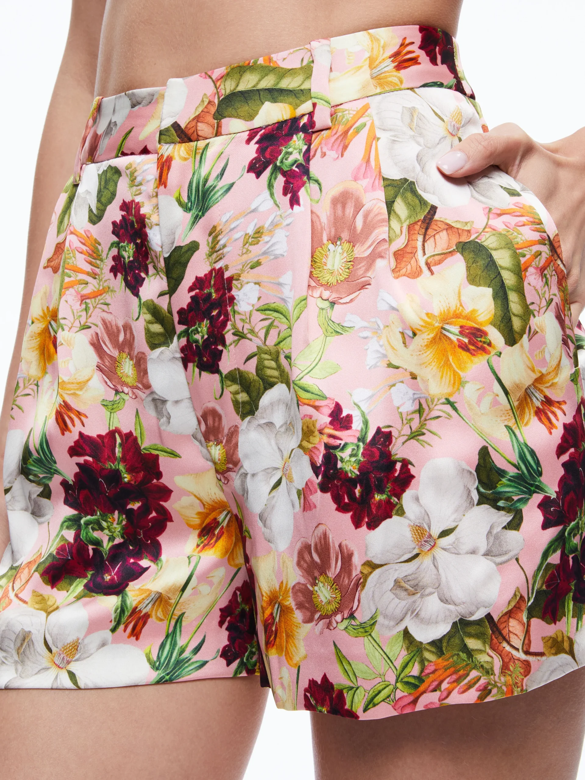 Alice and Olivia CONRY PLEATED SHORT JUNIPER FLORAL ROSE*CLOTHING | CLOTHING