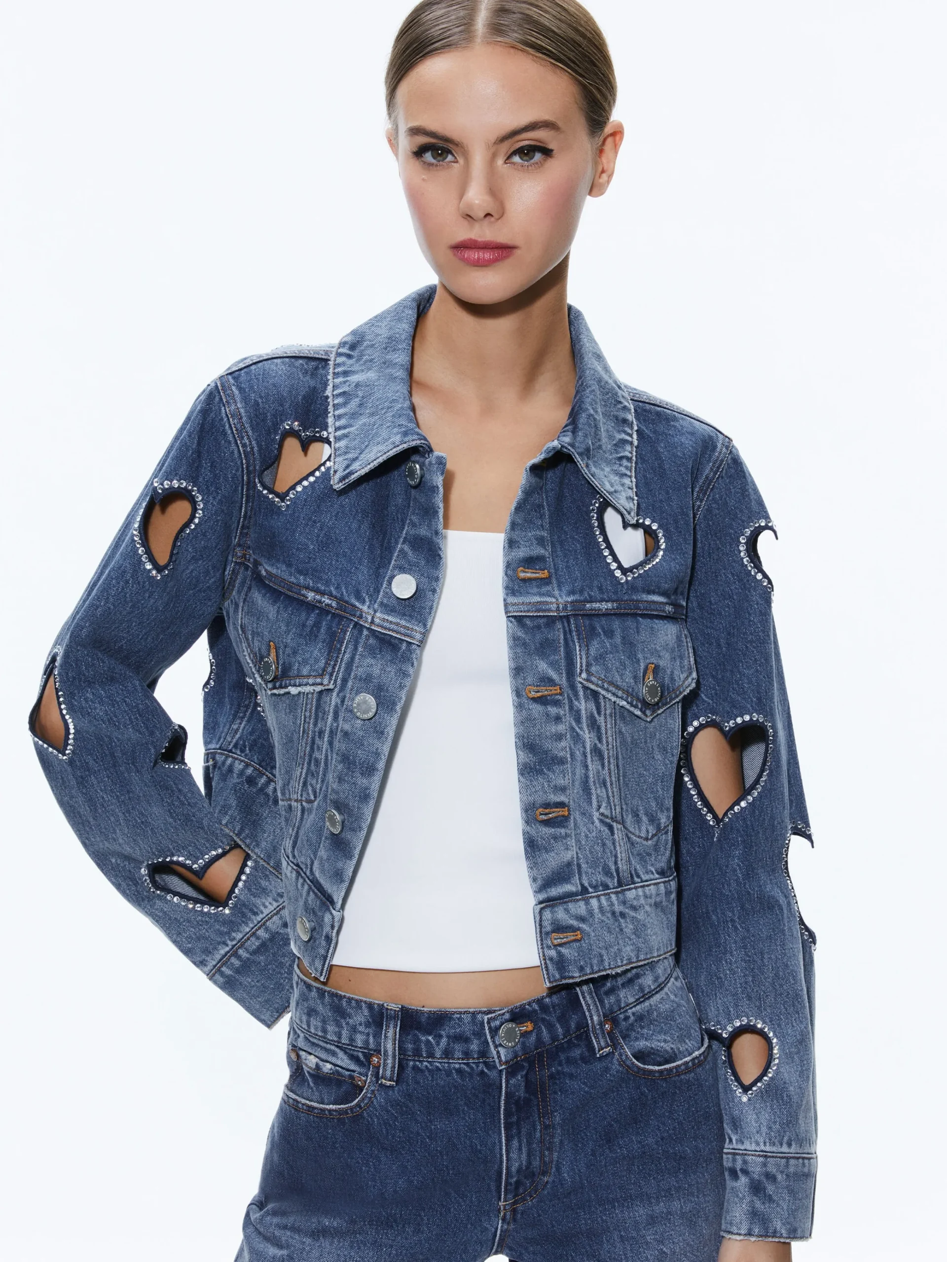Alice and Olivia JEFF HEART EMBELLISHED CROPPED DENIM JACKET TRUE BLUES DARK*FEATURED SHOPS | FEATURED SHOPS | CLOTHING