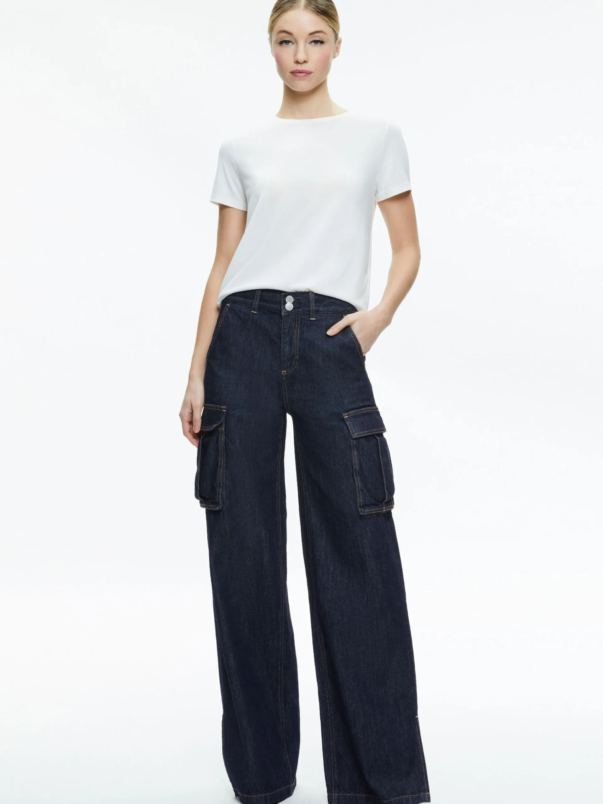 Alice and Olivia KAL BAGGY CARGO SIDE SLIT JEAN DARK RINSE*CLOTHING | CLOTHING