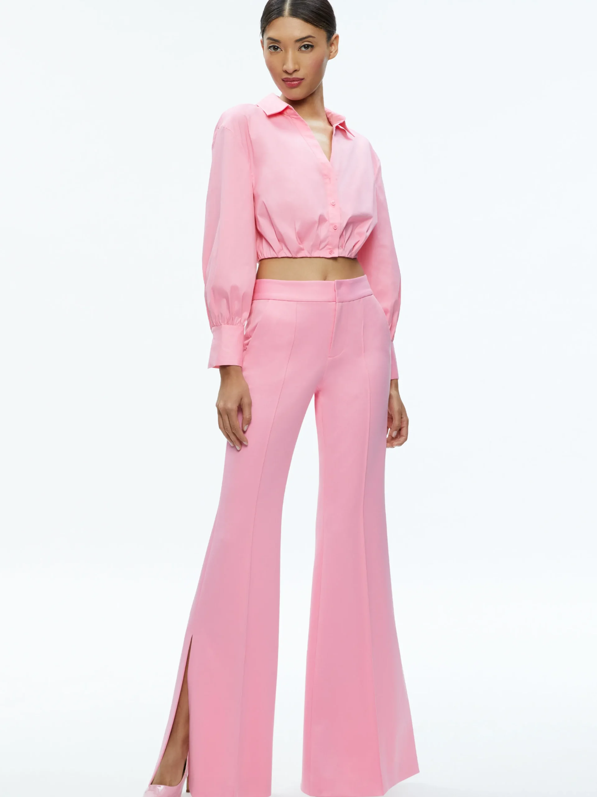 Alice and Olivia TRUDY CROPPED BUTTON DOWN CHERRY BLOSSOM*FEATURED SHOPS | CLOTHING